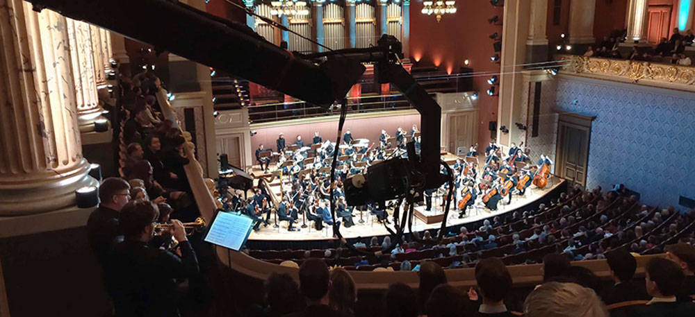 AJA HDR Czech Philharmonic3