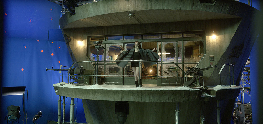 DNEG gorge tower upper blue3 size